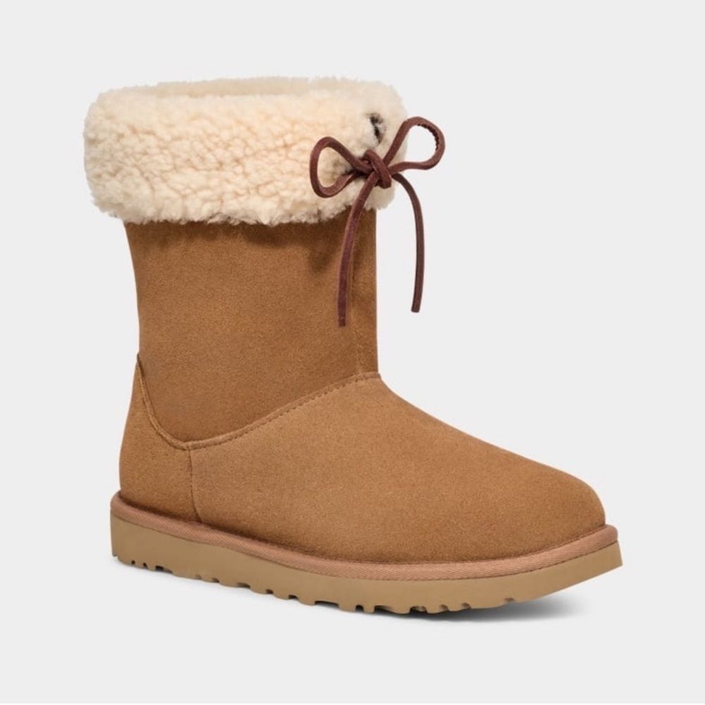 UGG Sarissa Shearling Boots in Chestnut New!‎